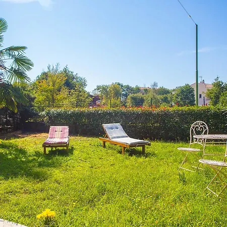 Guest house Hajpek Ruza 3*