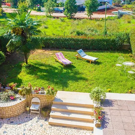 Guest house Hajpek Ruza 3*