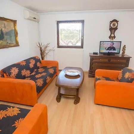Vendégház Hajpek Ruza 3*